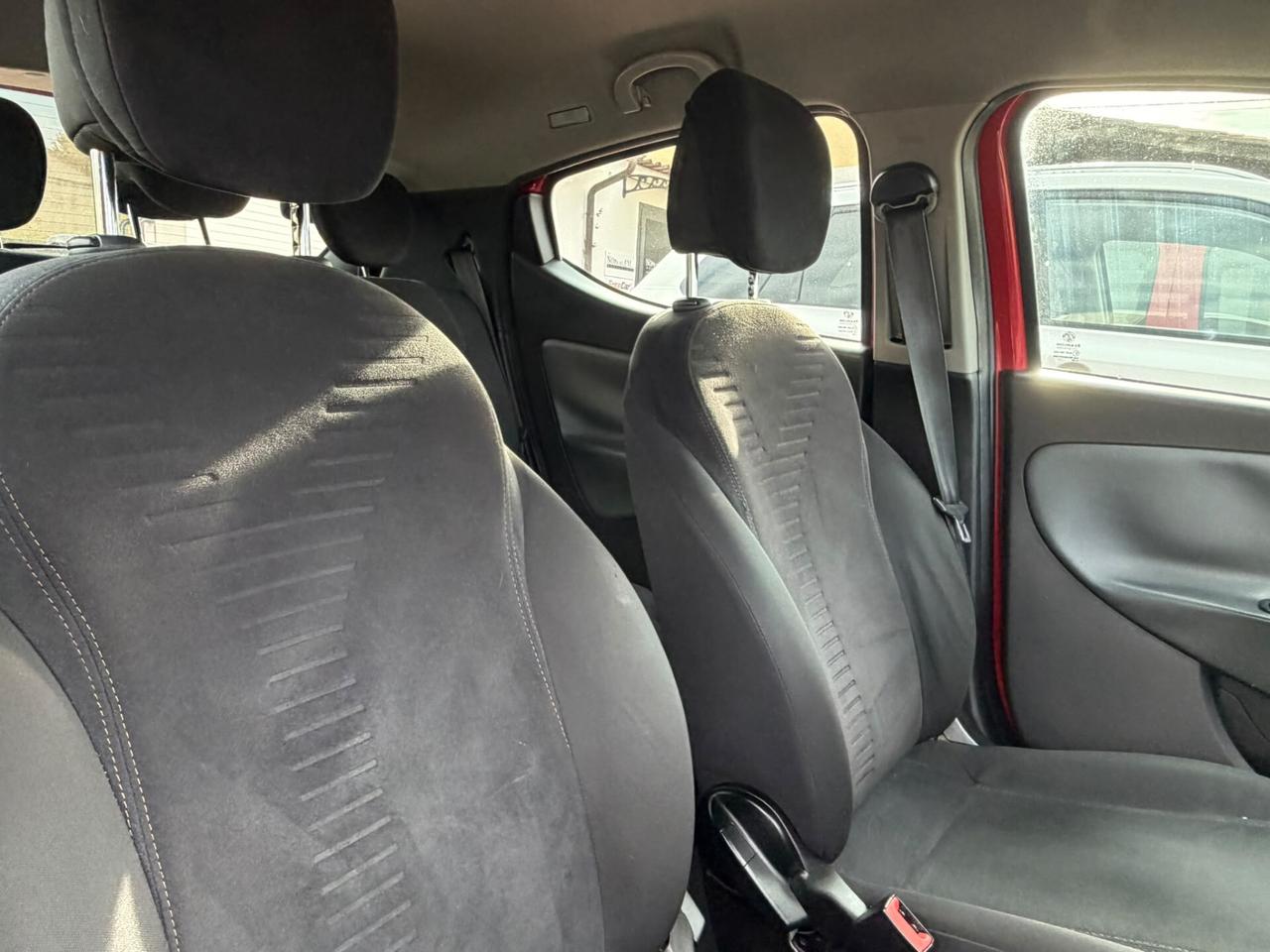 Lancia Ypsilon 1.2 69 CV 5 porte GPL Ecochic Gold