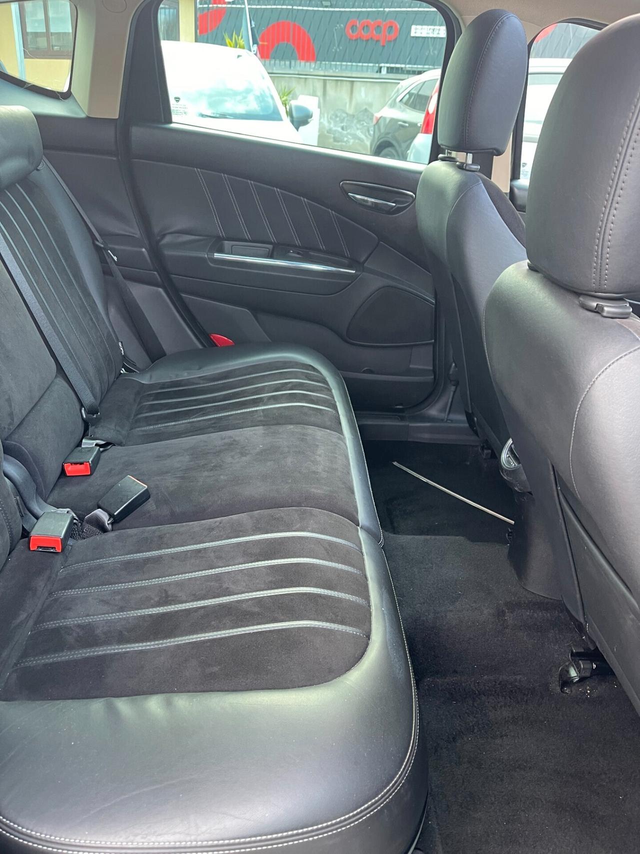 Lancia Delta 1.6 MJT DPF Platino