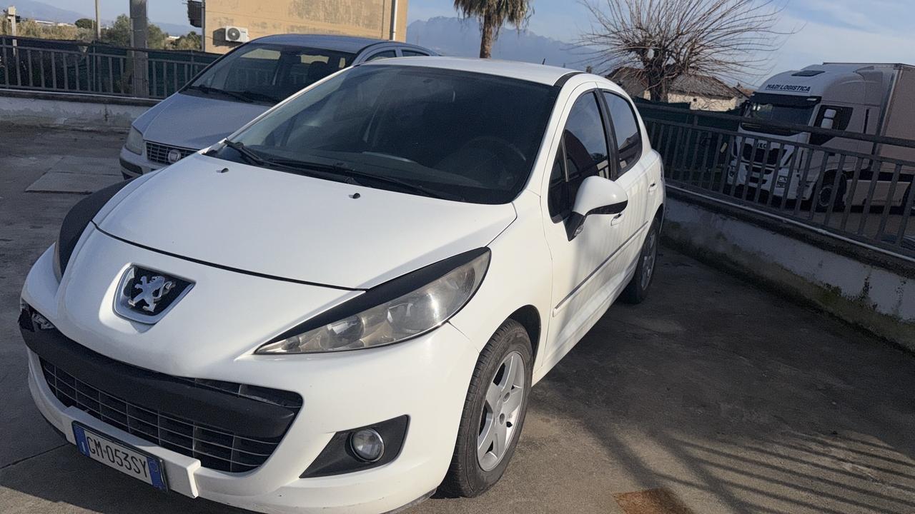 Peugeot 207 1.4 HDi 70CV 5p. Energie