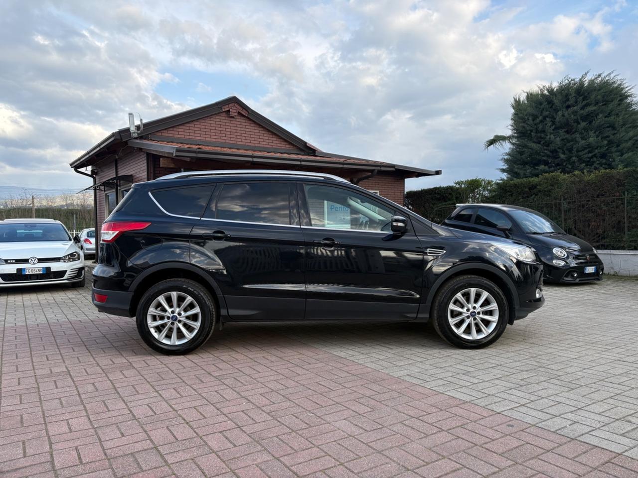Ford Kuga 2.0 TDCI 120 CV S&S 2WD Titanium