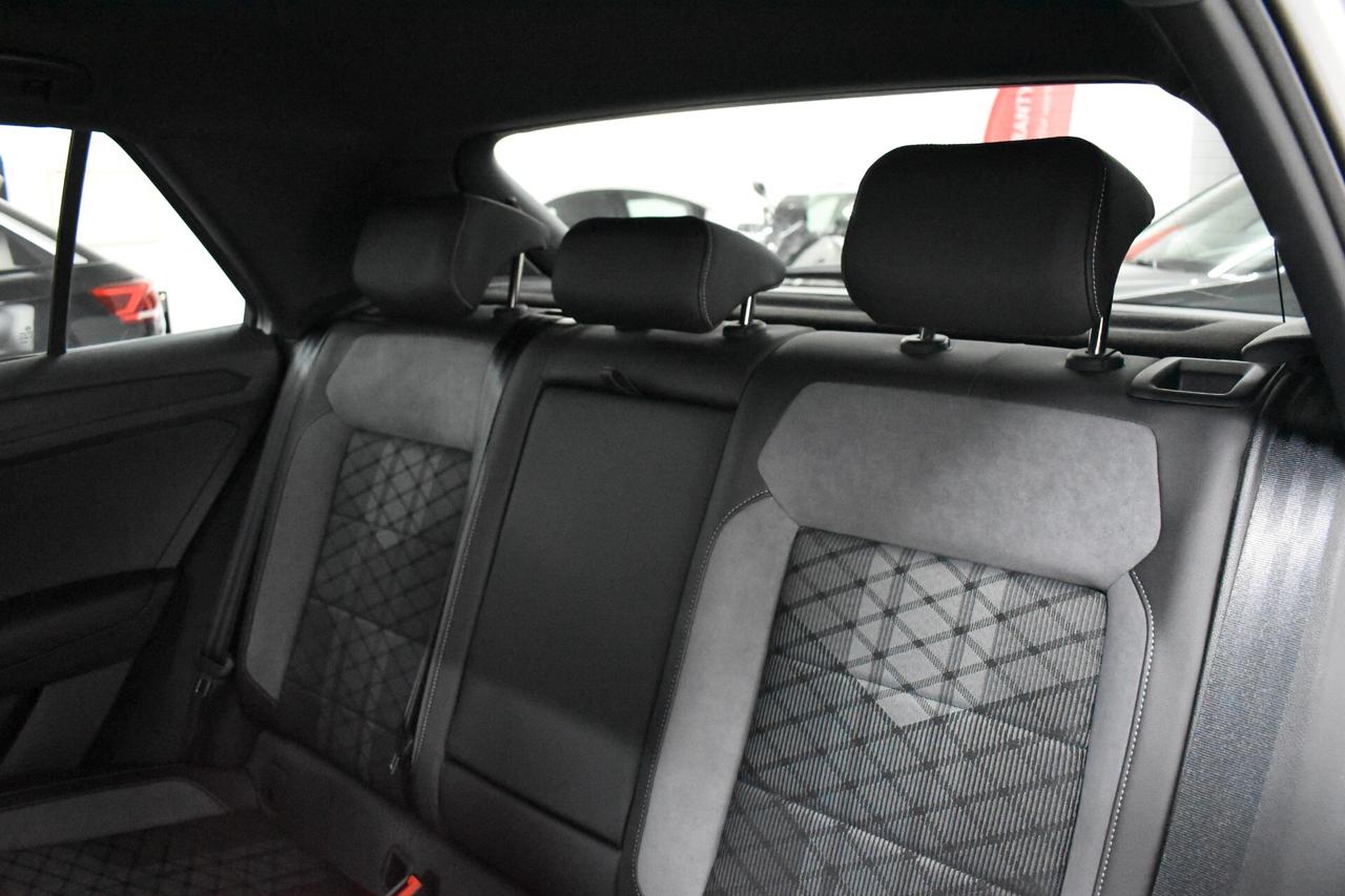 Volkswagen T-Roc 1.5 TSI ACT DSG R-Line