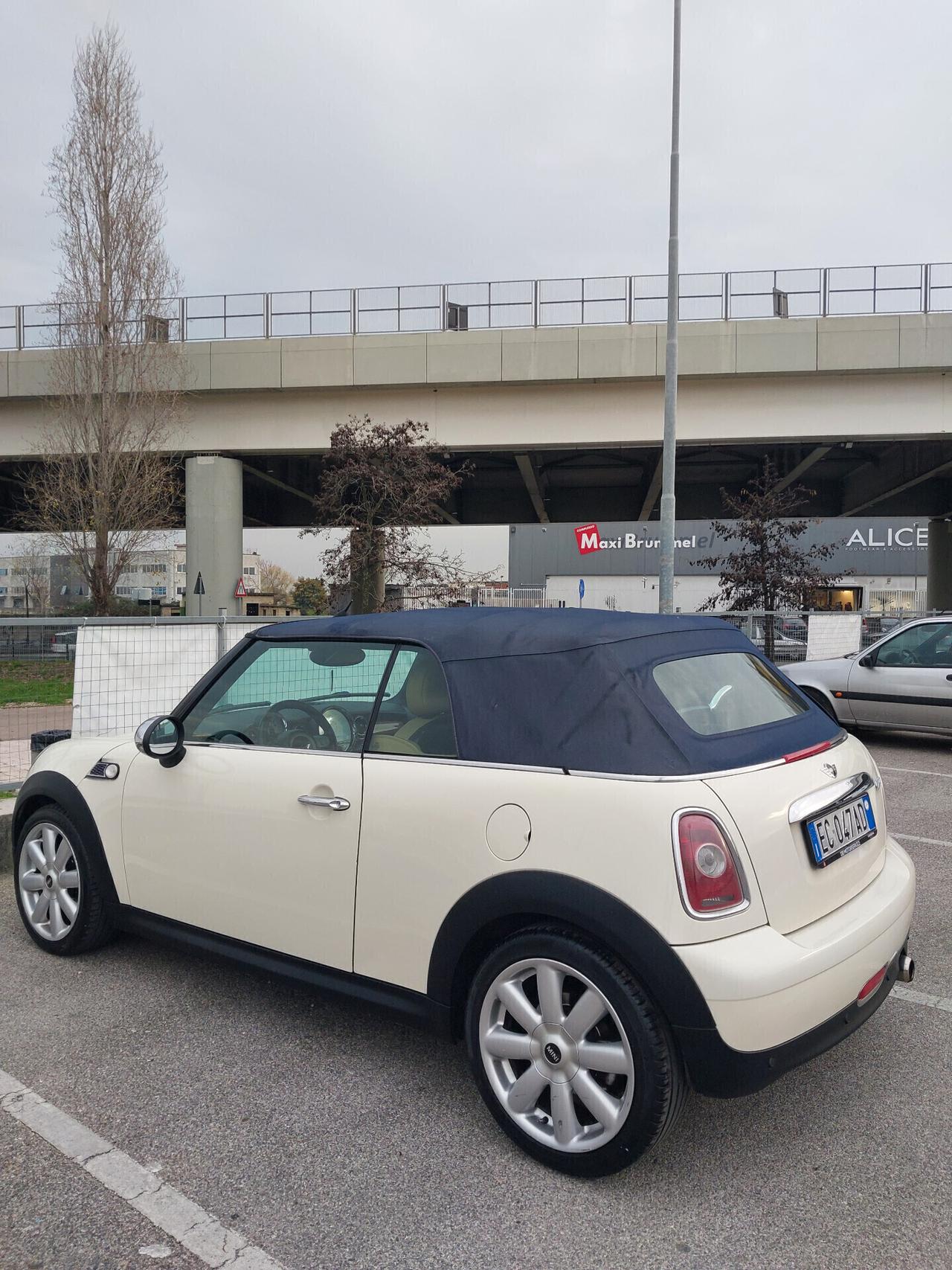 Mini Cooper 1.6 16V Cabrio 05/2010