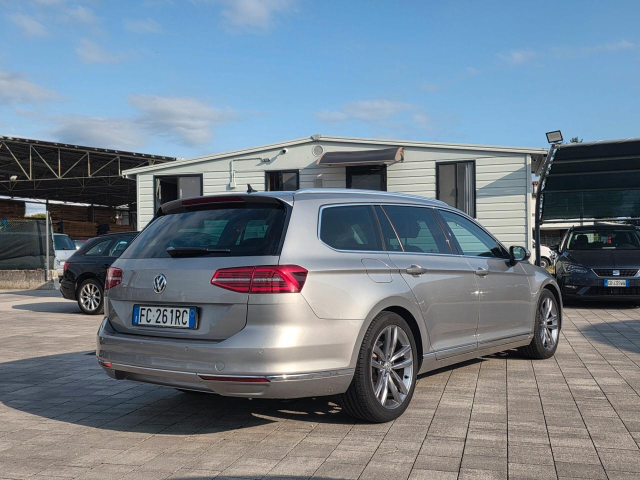 Volkswagen Passat 2.0 TDI DSG Highline BlueMotion Technology