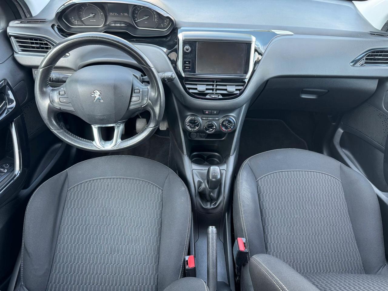 Peugeot 208 PureTech 82 5 porte Allure