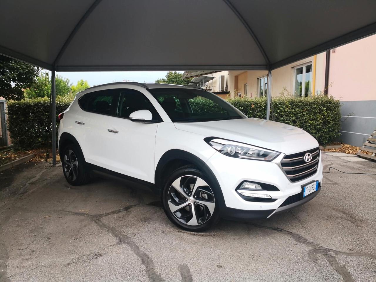 Hyundai Tucson 1.7 CRDi XPossible 2WD