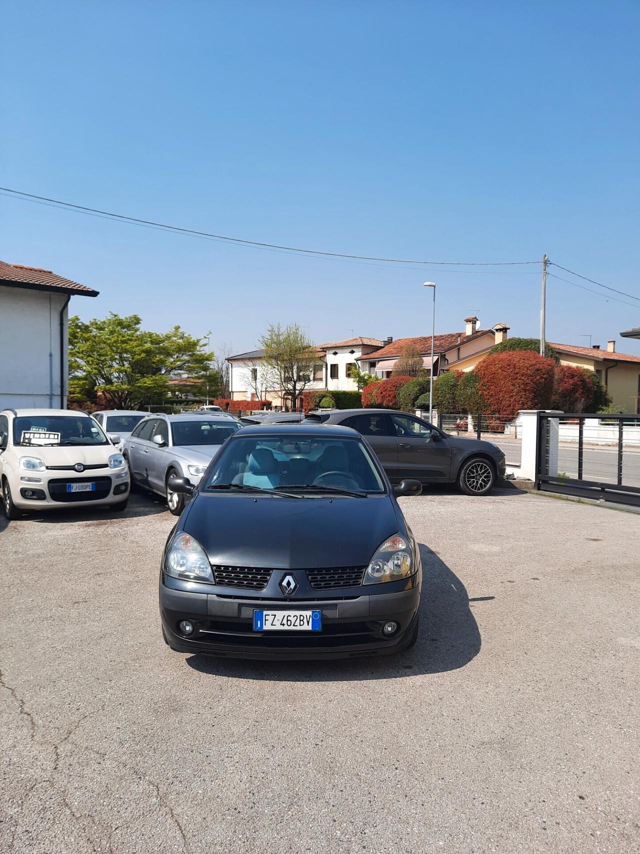 Renault Clio 1.5 dCi 65CV OK NEOPATENTATI
