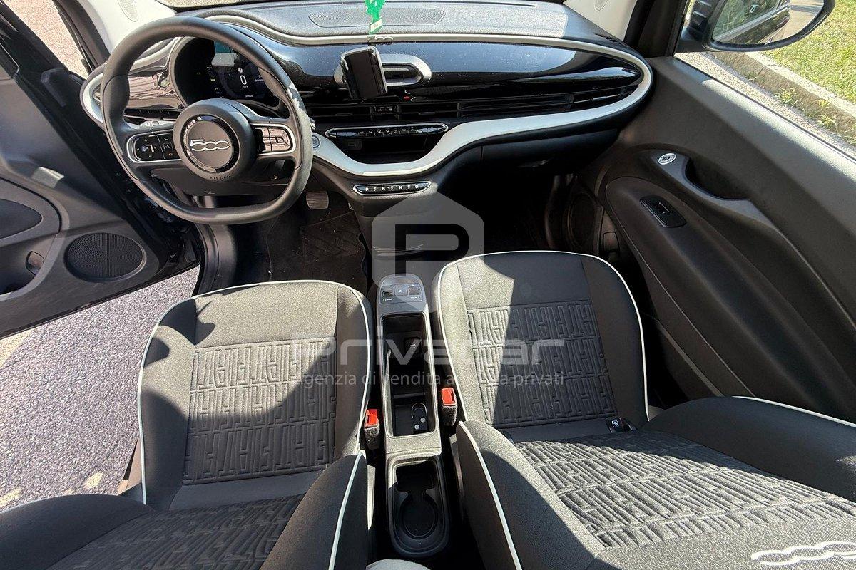 FIAT 500e Berlina 23,8 kWh Action
