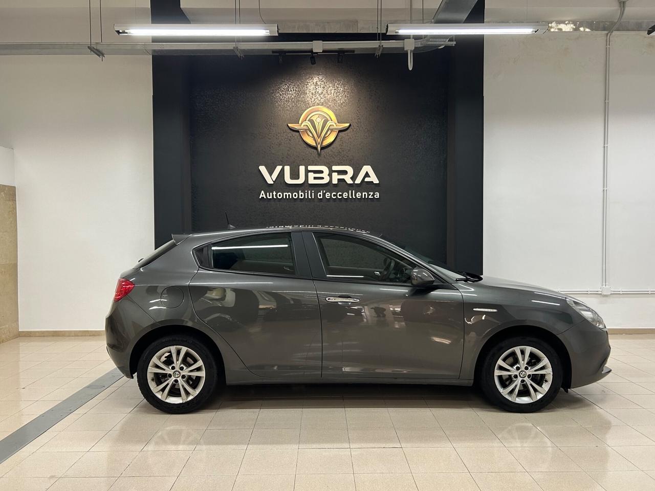 Alfa Romeo Giulietta 1.6 JTDm-2 105 CV Distinctive