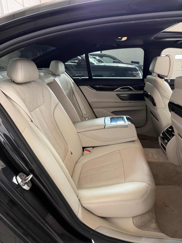 BMW 730 d xDrive Eccelsa*BELLISSIMA*TETTO*CARBON CORE*