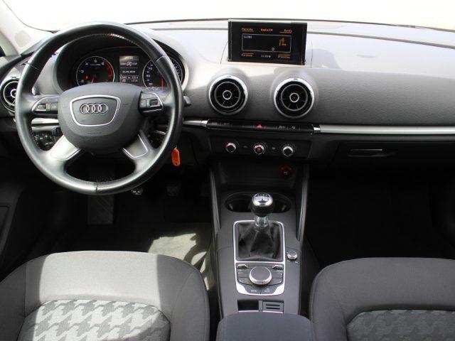 AUDI A3 1.2 TFSI 110 CV Business