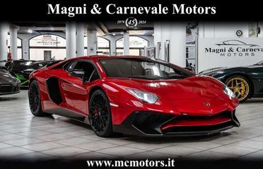 Lamborghini Aventador SV|(61 KM)DELIVERY MILEAGE|VAT|SPECIAL PAINT