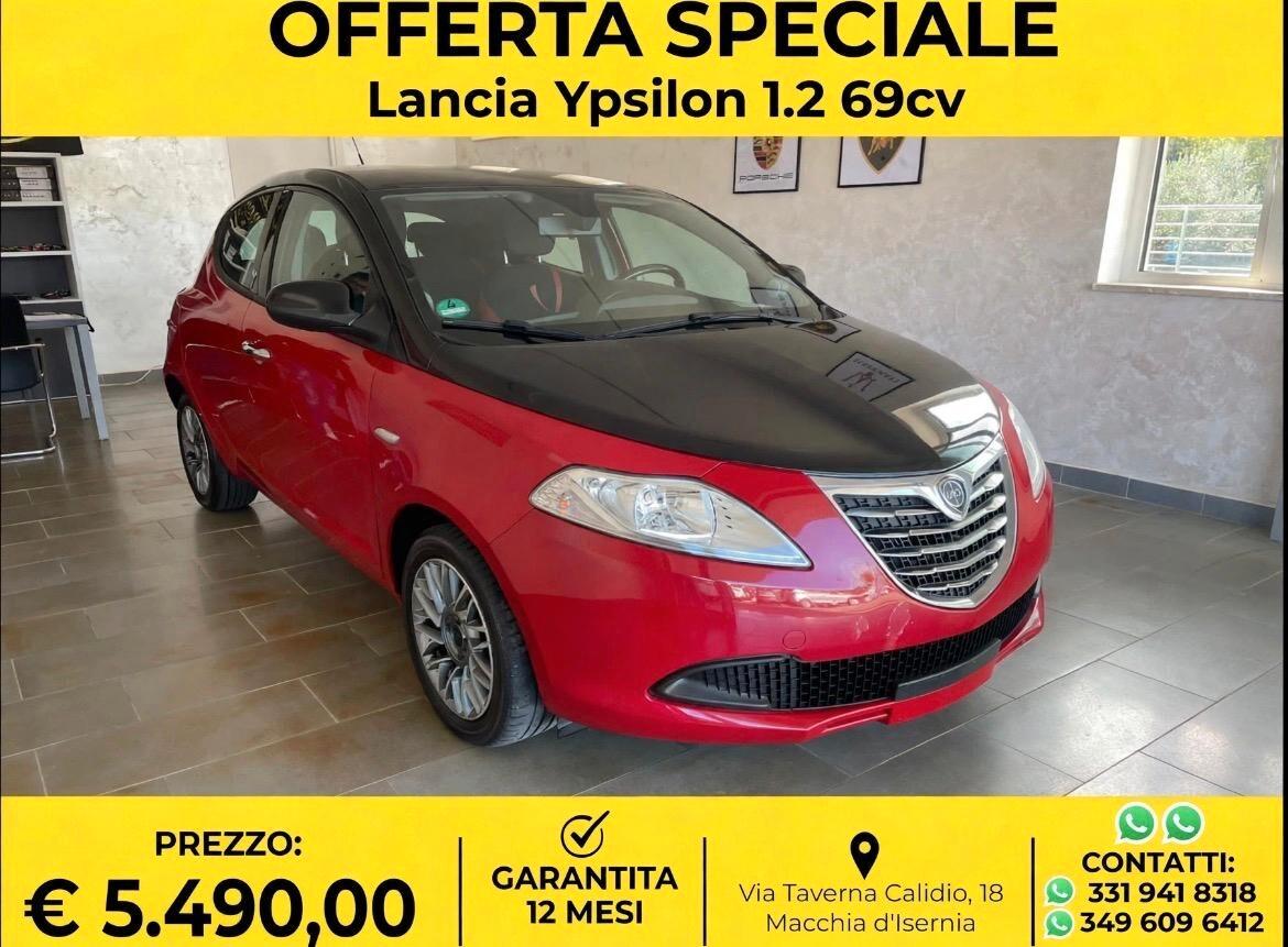 Lancia Ypsilon 1.2 69 CV 5 porte S&S Black&Red