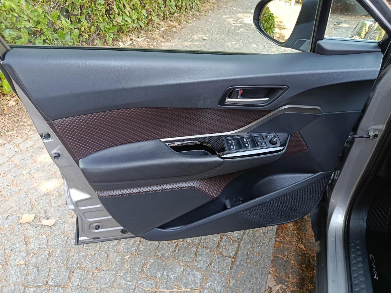 Toyota C-HR Lounge 1.8 HEV #11471