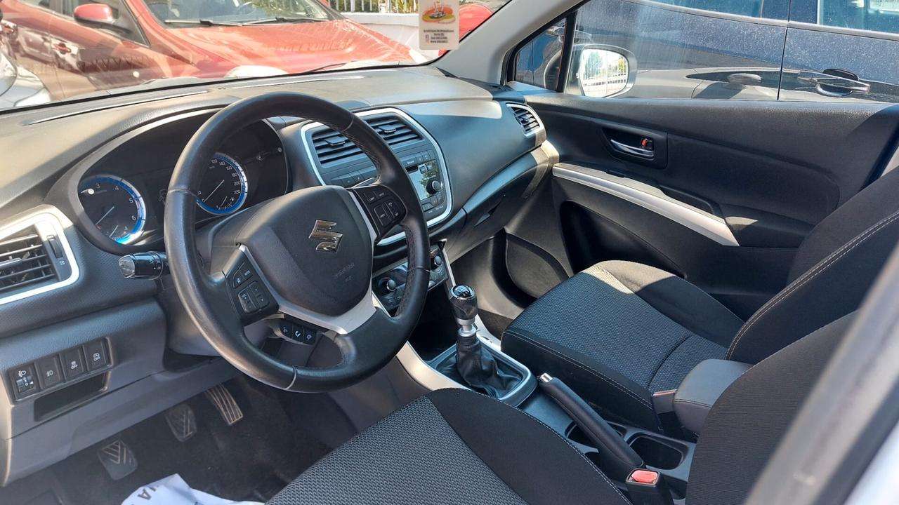Suzuki S-Cross 1.6 DDiS Top