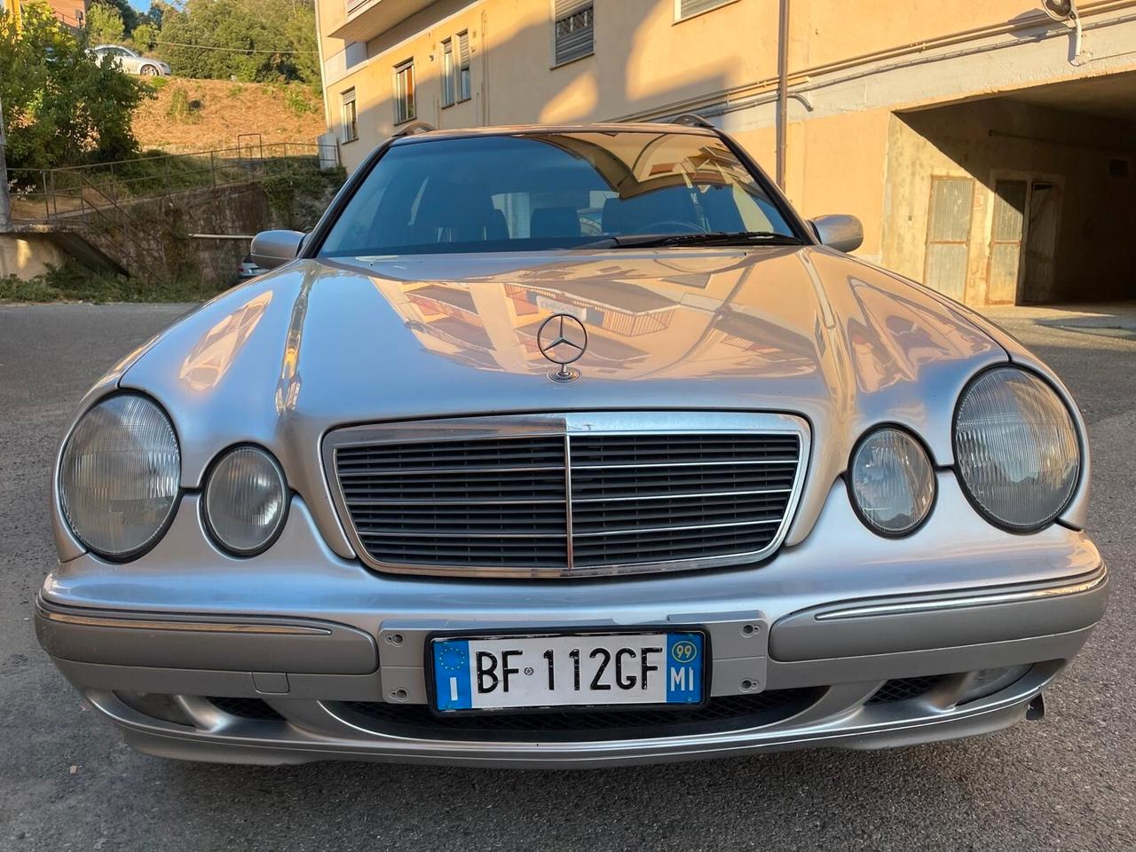 Mercedes-benz E 200 cat Station Wagon Avantgarde