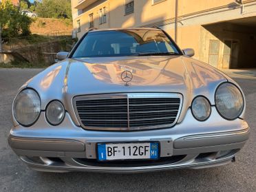 Mercedes-benz E 200 cat Station Wagon Avantgarde