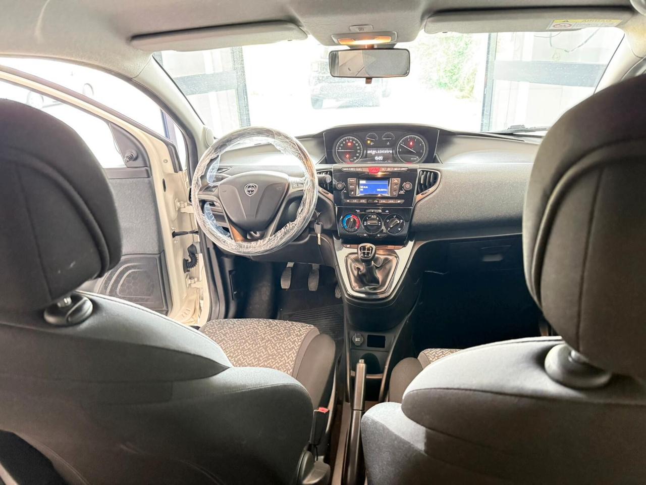 Lancia Ypsilon 1.3 MJT 16V 95 CV 5 porte S&S Elefantino Blu