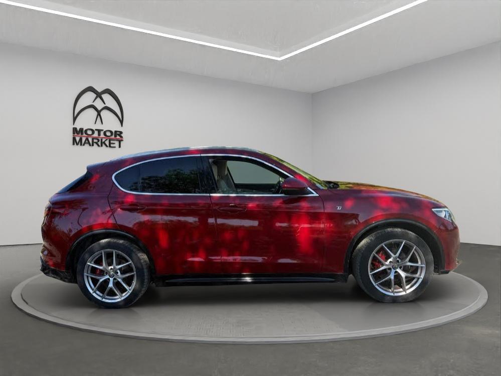 Alfa Romeo Stelvio 2.0 Turbo Ti Q4 AT8