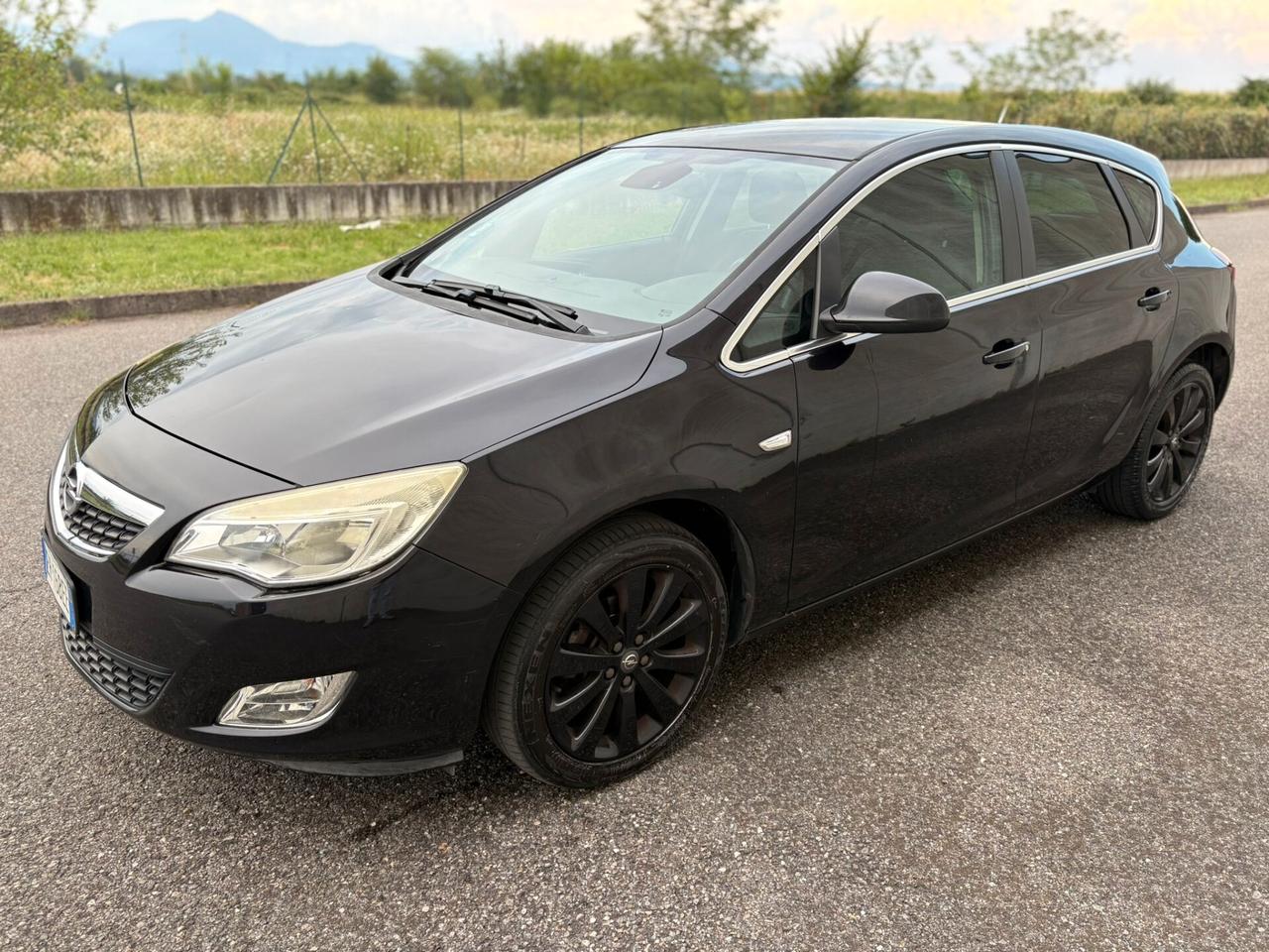 Opel Astra 1.4 100CV NEOPATENTATI EURO 5A