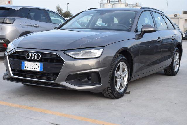 AUDI A4 Avant 35 TFSI S tronic Business *NAVIGATORE*
