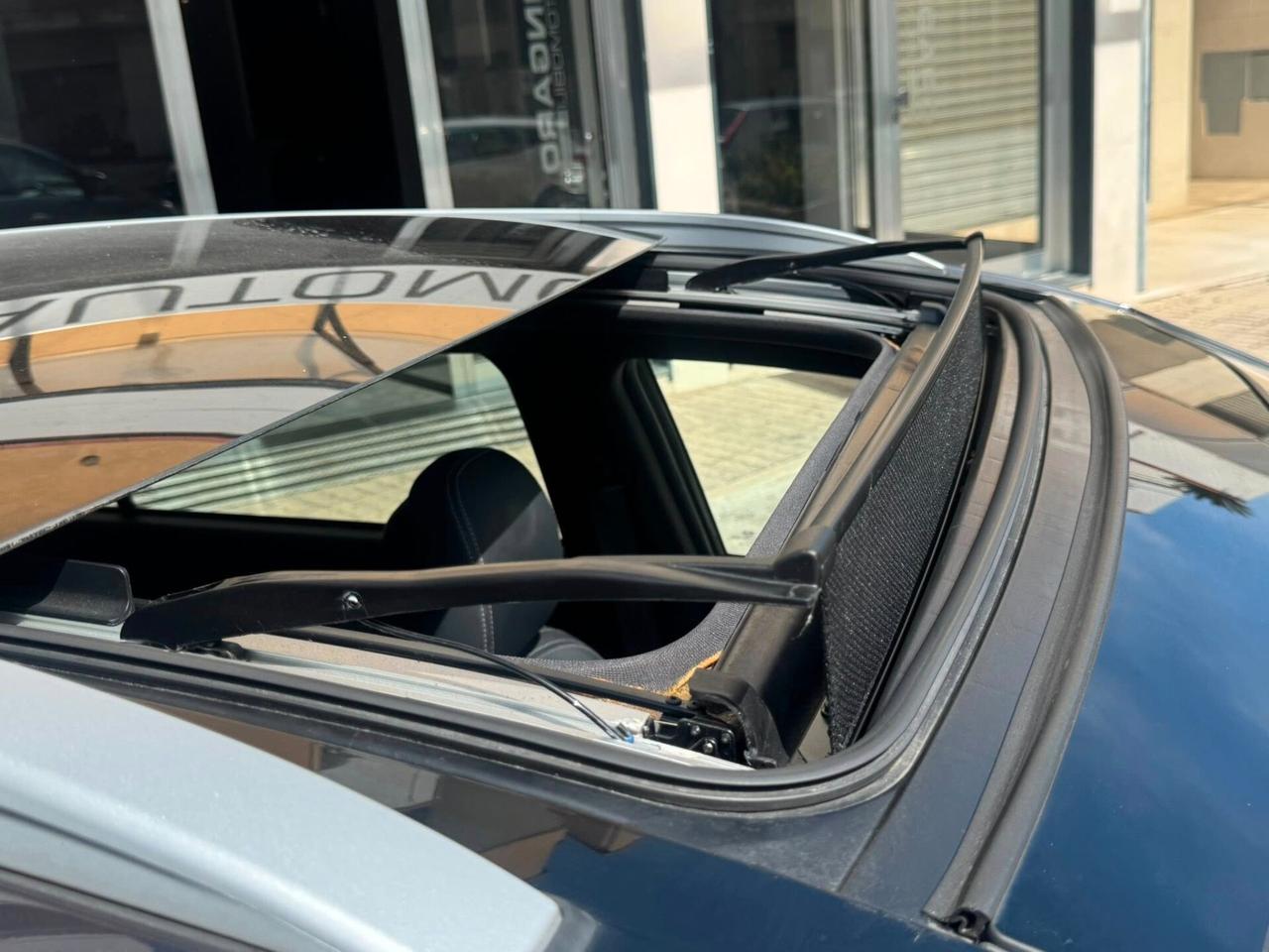 KIA SPORTAGE 1.7 CRDI 115 CV. TETTO APRIB.+NAVI+RETROCAMERA