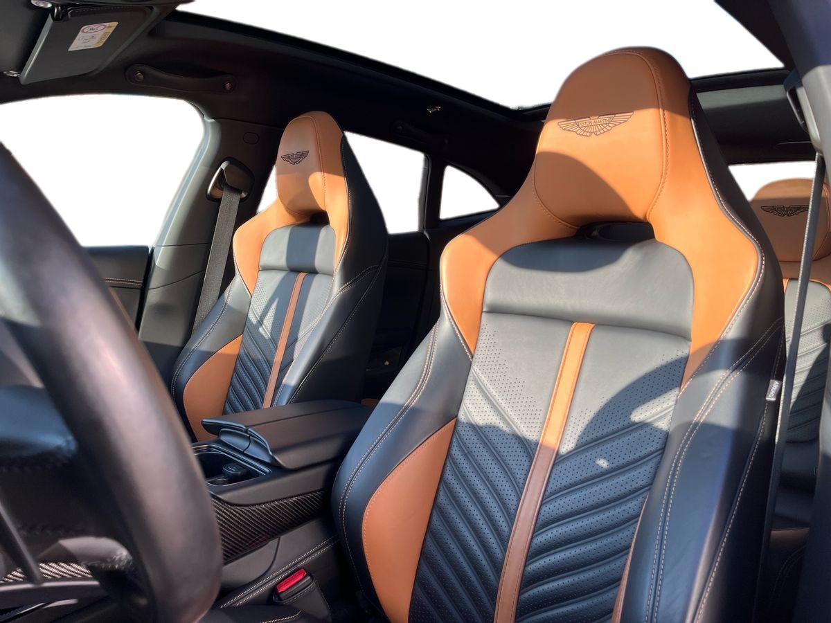 ASTON MARTIN DBX707 4.0 auto