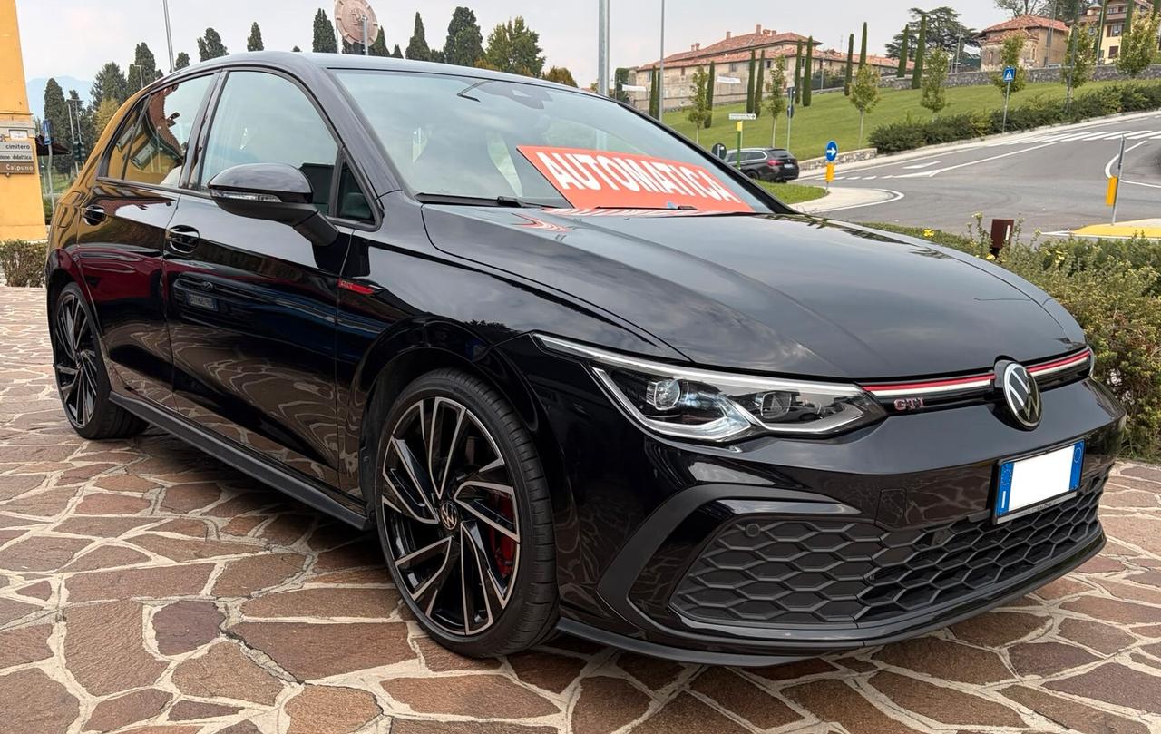 Volkswagen Golf GTI 2.0 TSI DSG