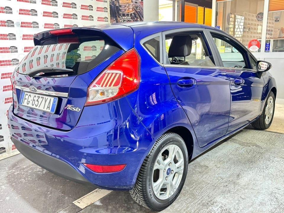 Ford Fiesta 1.5 TDCi 75CV 5 porte Titanium