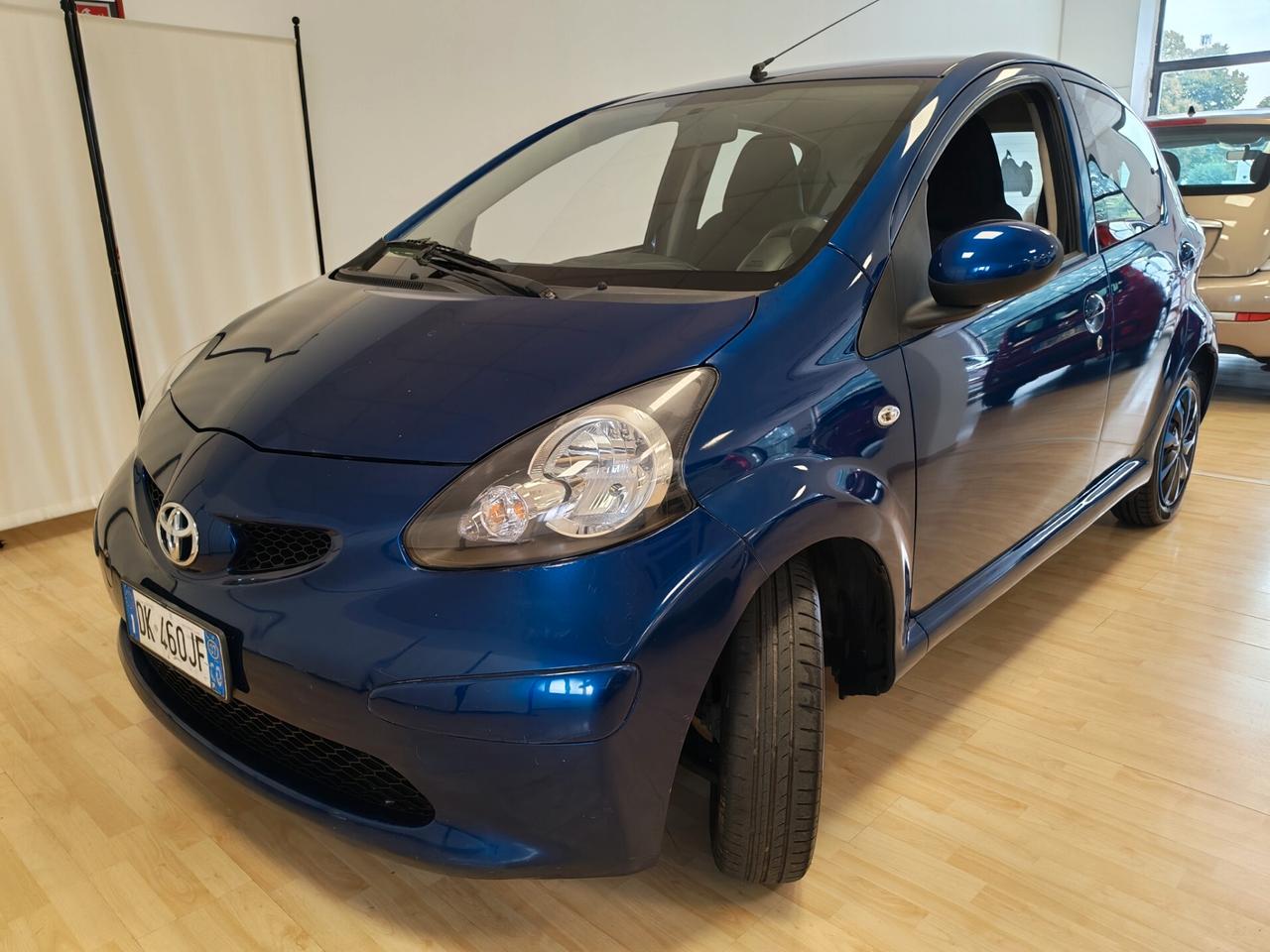 Toyota Aygo - FRIZIONE NUOVA + DISCHI E PASTIGLIE NUOVI !!!