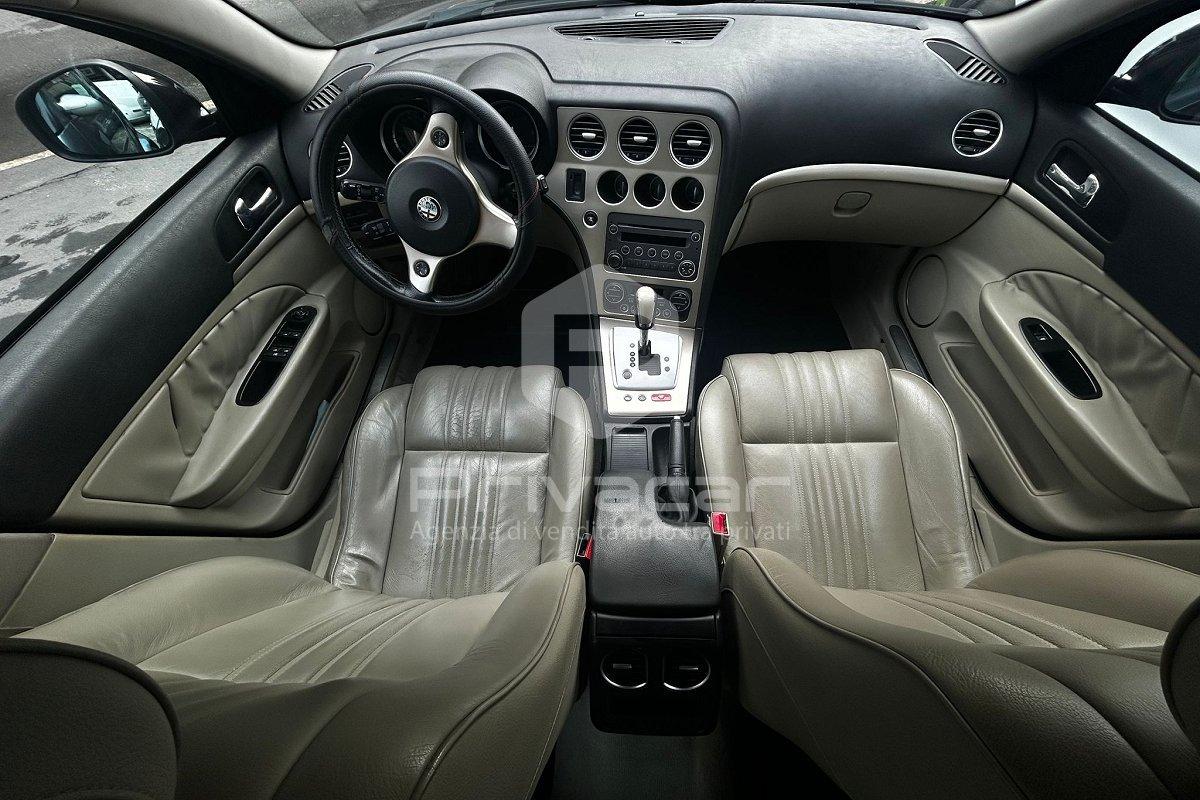 ALFA ROMEO 159 1.9 JTDm 16V Sportwagon Exclusive Q-Tronic