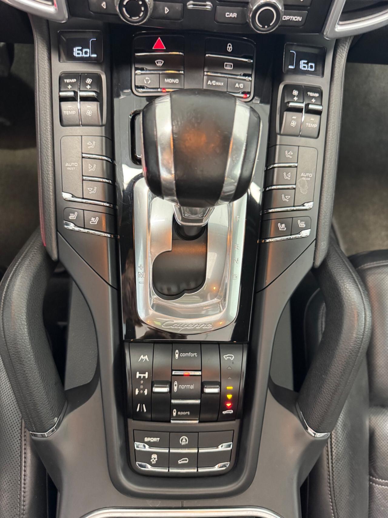 Porsche Cayenne 3.0 Diesel 250CV Platinum Edition