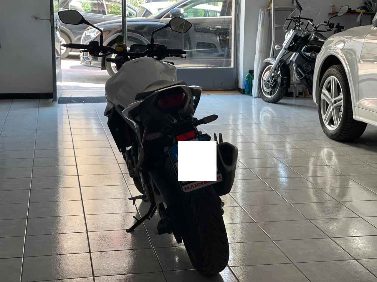 Honda Hornet 750