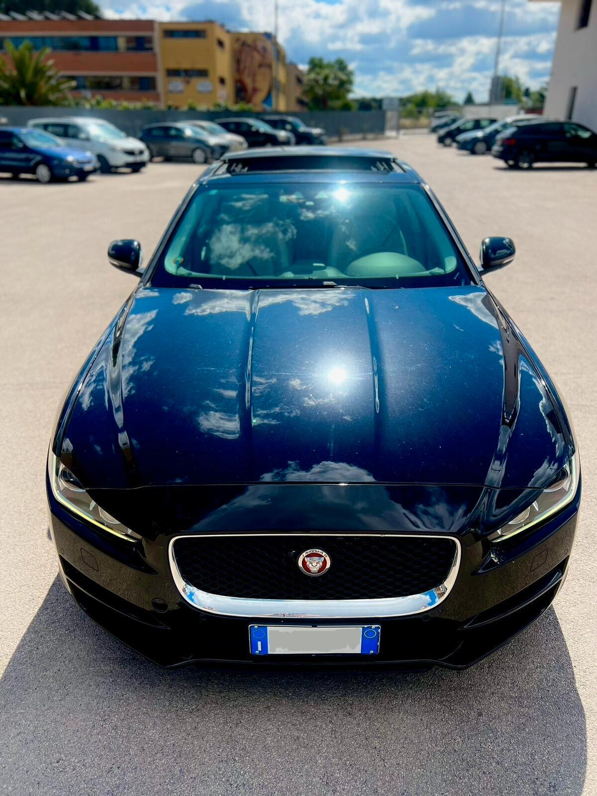 Jaguar XE 2.0 D Turbo 180CV aut. Prestige