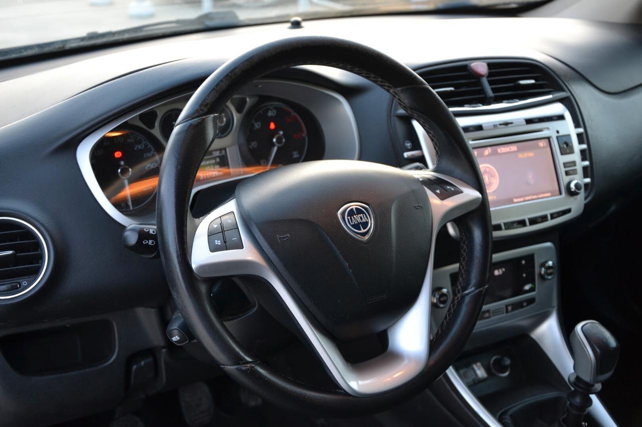 Lancia Delta 1.6 MJT DPF Oro