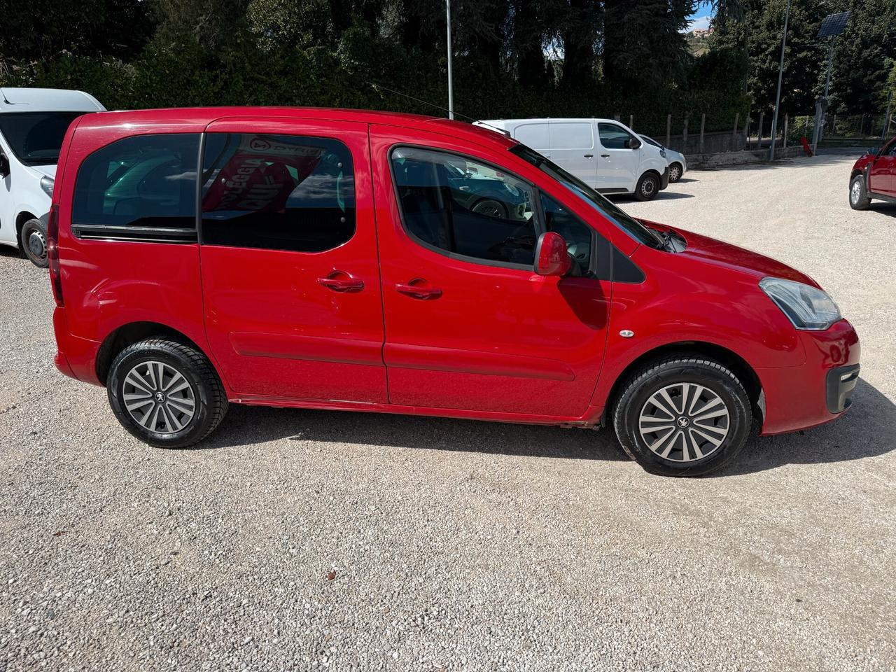 Peugeot Partner Tepee Mix BlueHDi 100 Active