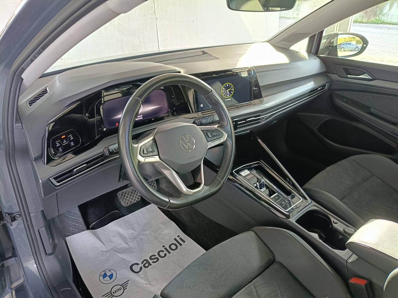 VOLKSWAGEN Golf VIII 2020 - Golf 2.0 tdi Style 150cv dsg