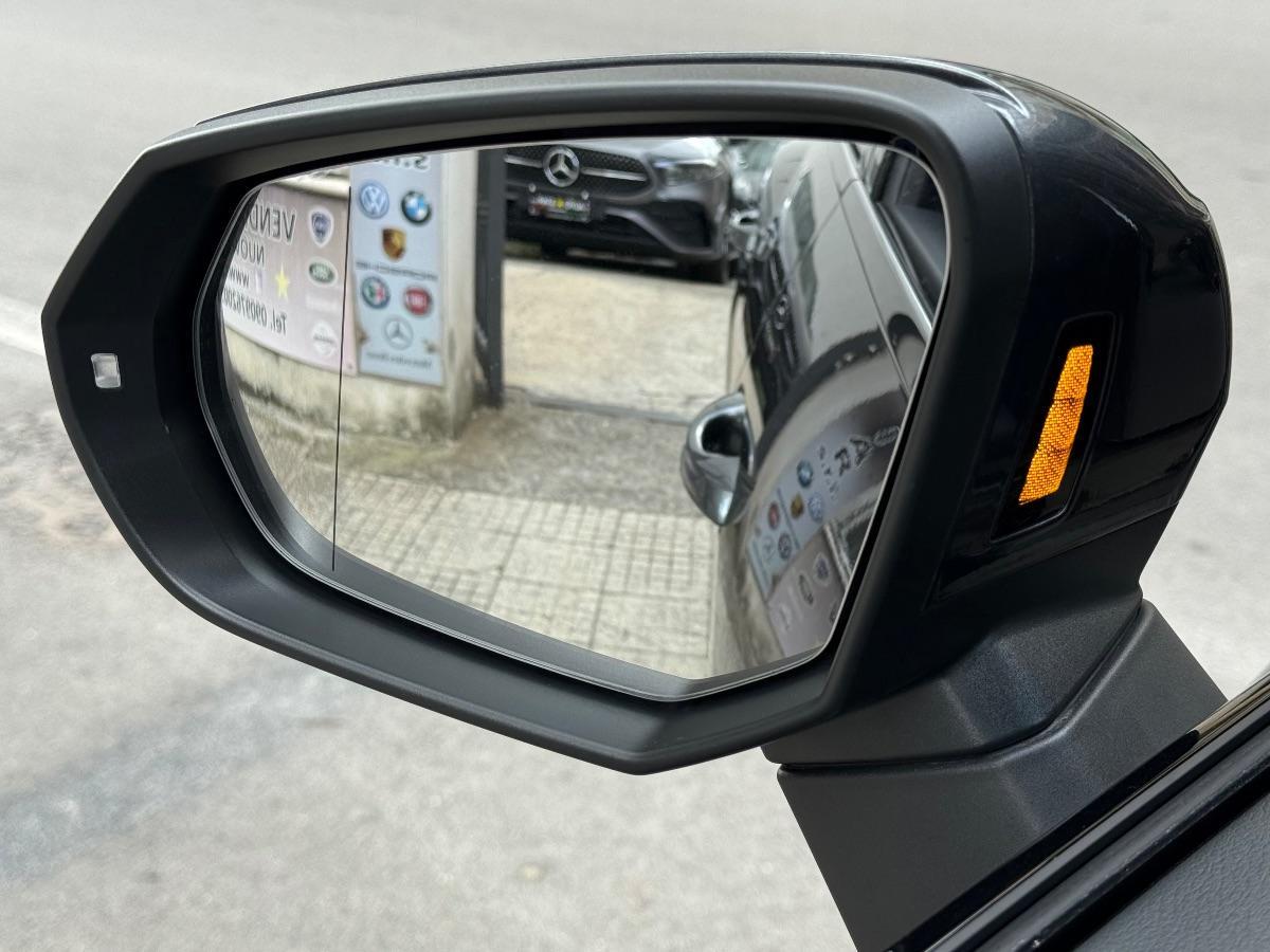 Audi Q3 Sportback Identity Black 35 TDI S-line 150 CV