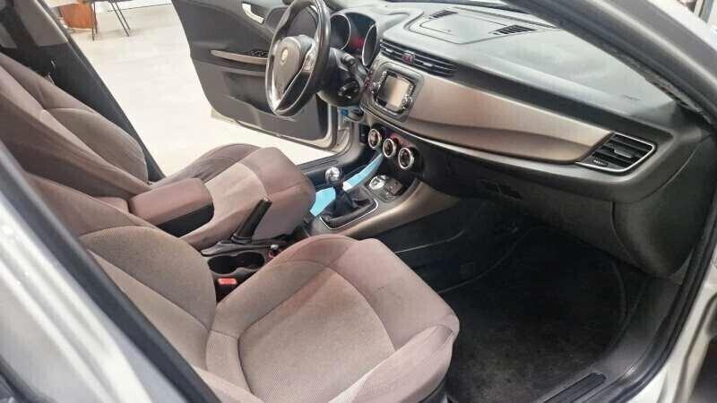 Alfa Romeo Giulietta 1.6 JTDm-2 105 CV Distinctive