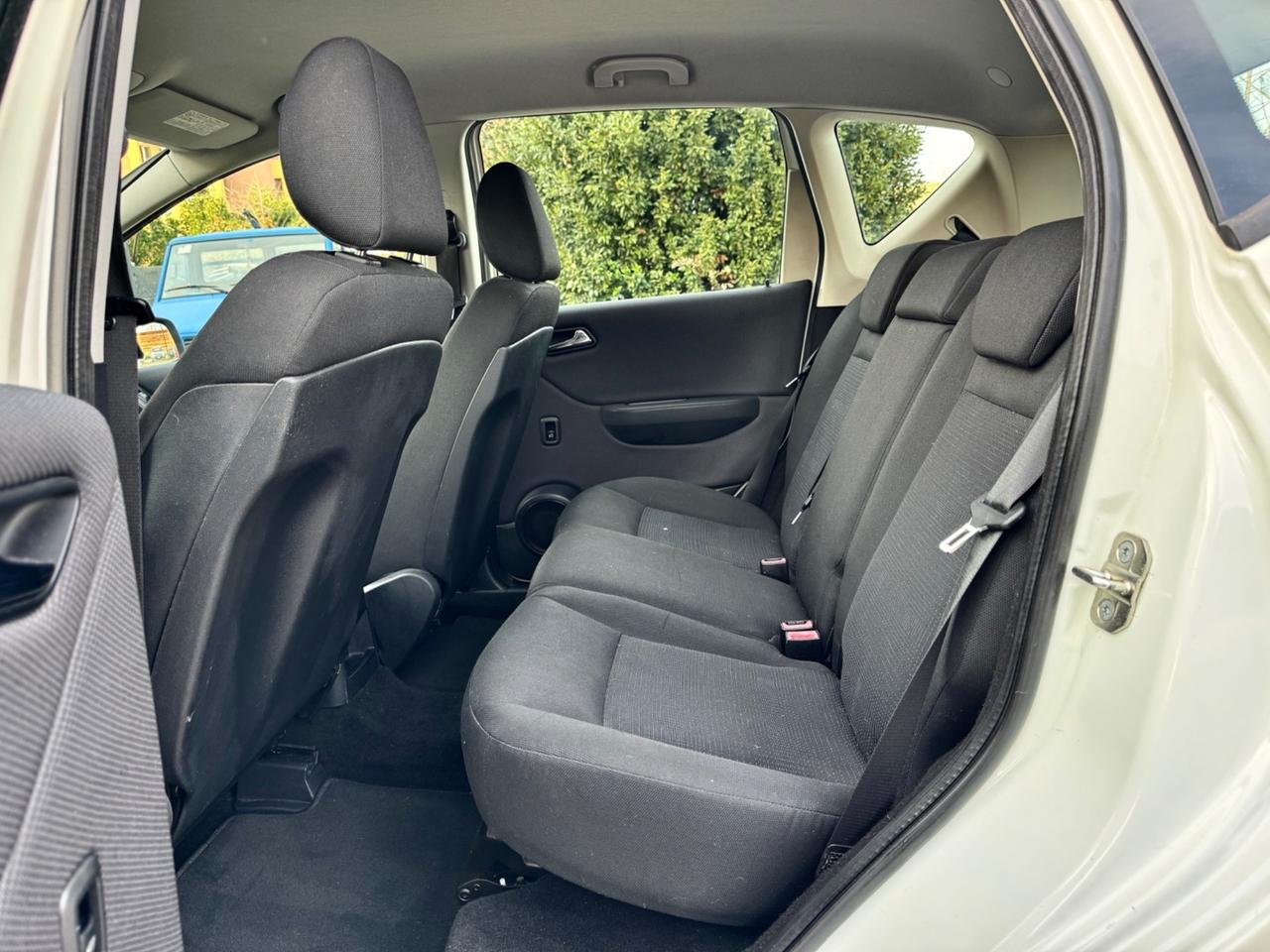 Mercedes-benz A 160 BlueEFFICIENCY Special Edition 2011