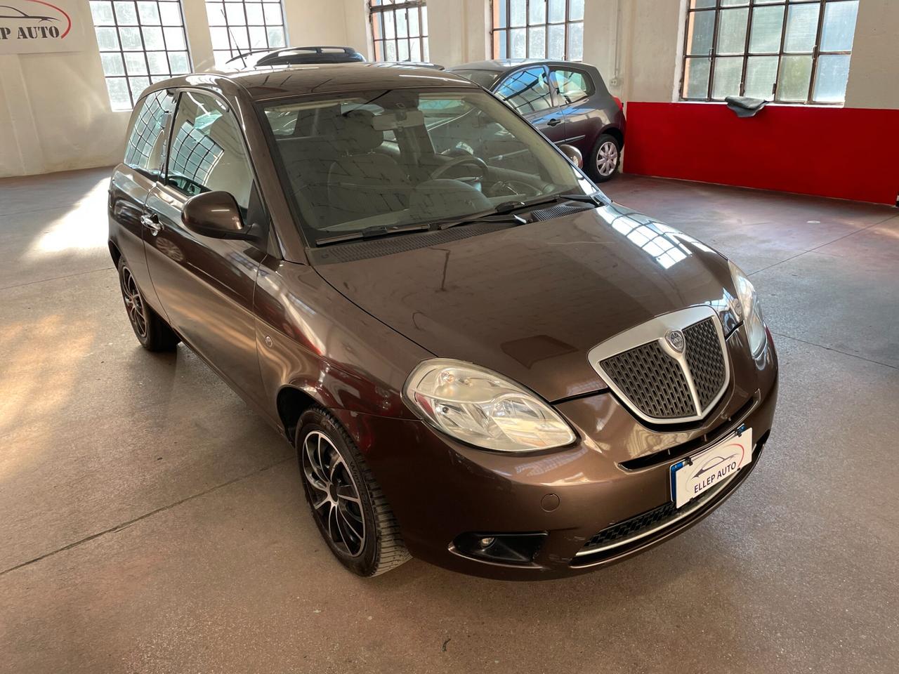 Lancia Ypsilon 1.2 OK NEOPATENTATI