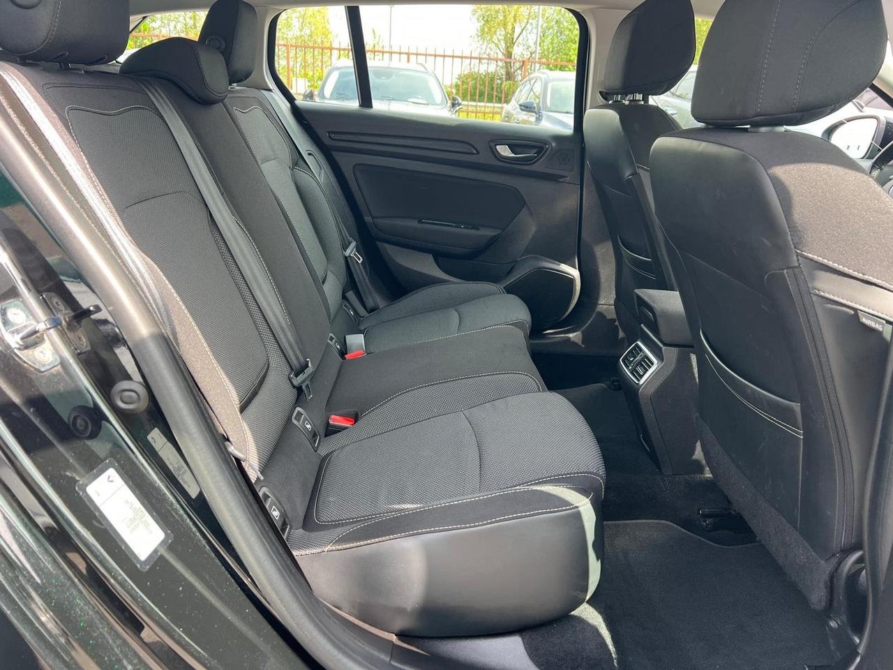 Renault Megane Sporter Blue dCi 115 CV EDC Business