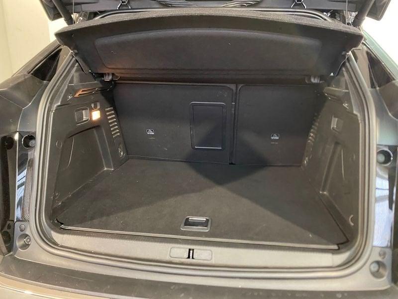 Peugeot 3008 Hybrid4 300 e-EAT8 GT Pack