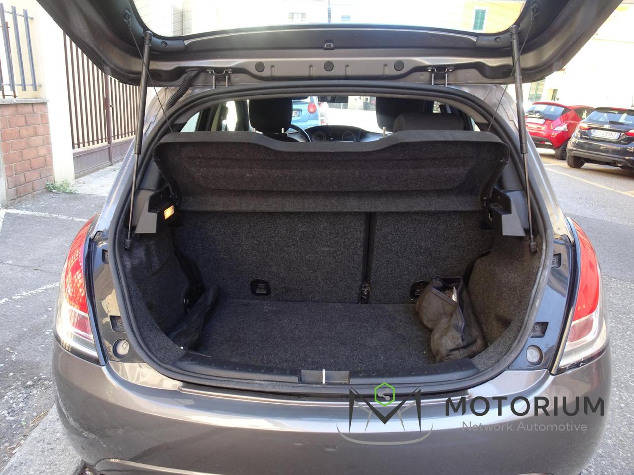 Lancia Ypsilon 1.2 69 CV 5 porte GPL NEOPATENTATI