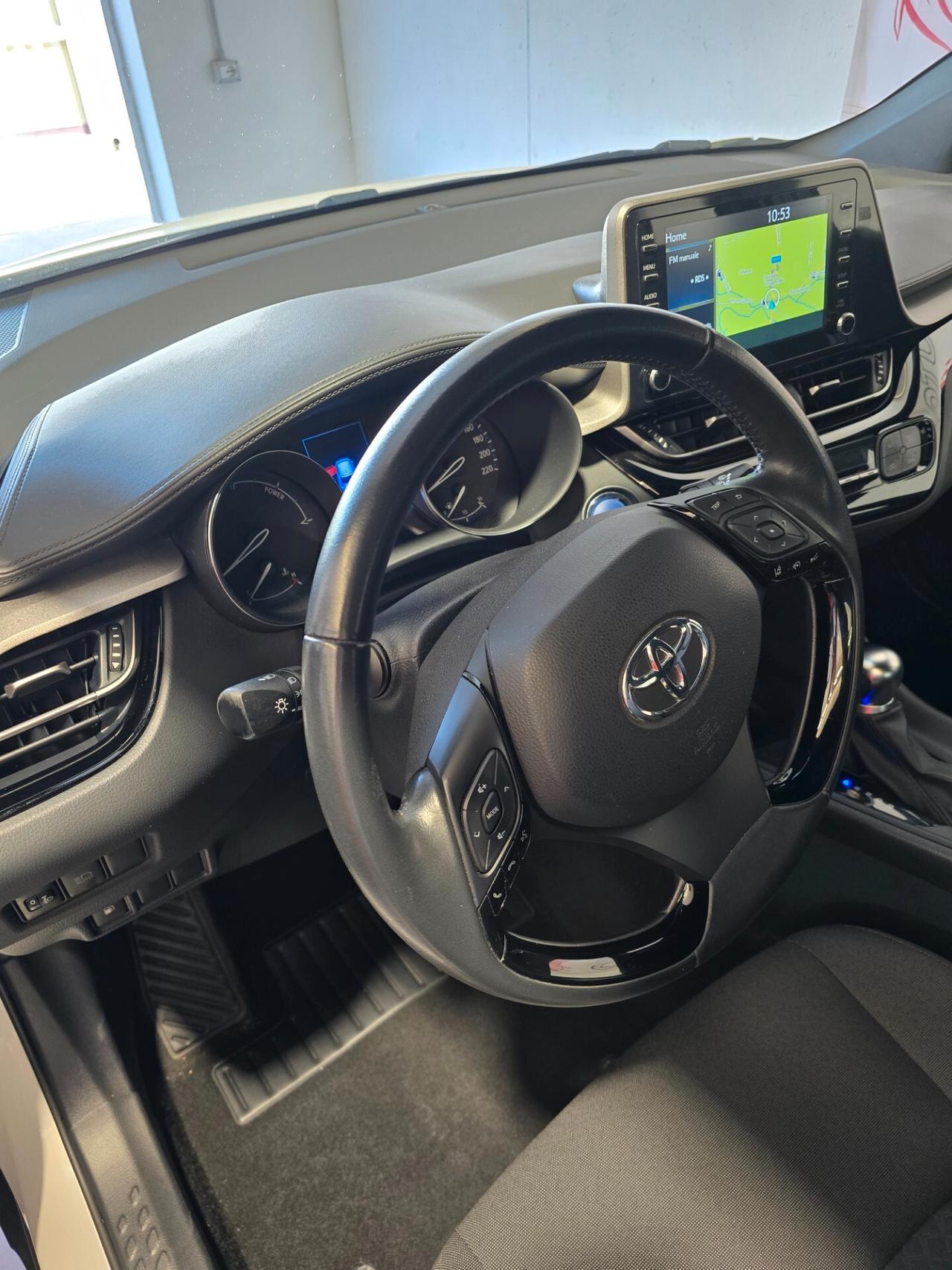 Toyota C-HR 1.8 Hybrid E-CVT Active