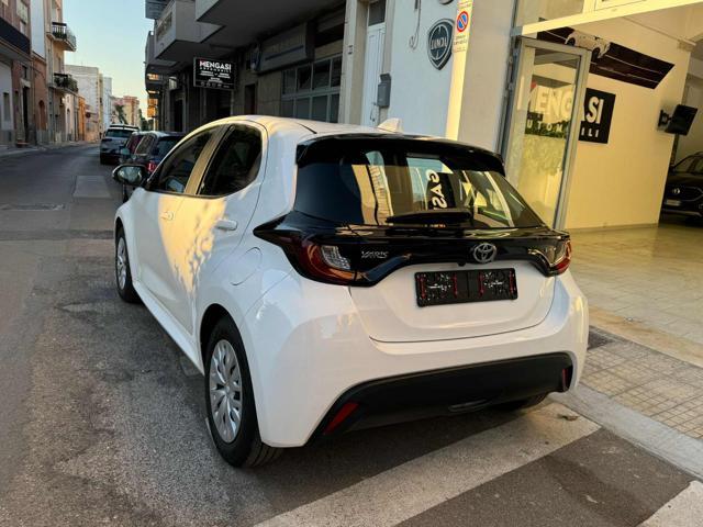 TOYOTA Yaris 1.5 Hybrid 5 porte Active