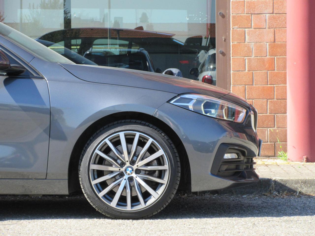 BMW Serie 1 5 Porte d xDrive 5p. AUTO/TETTO/NAVI/HARMANKARDON/CAMERA