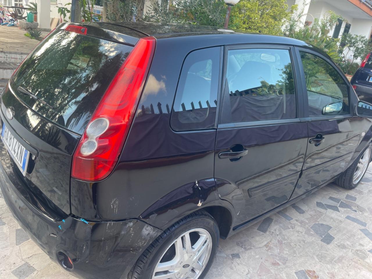 Ford Fiesta 1.4 TDCi 5p. Ghia