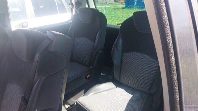 PEUGEOT 807 2.0 HDi FAP SV 7 POSTI