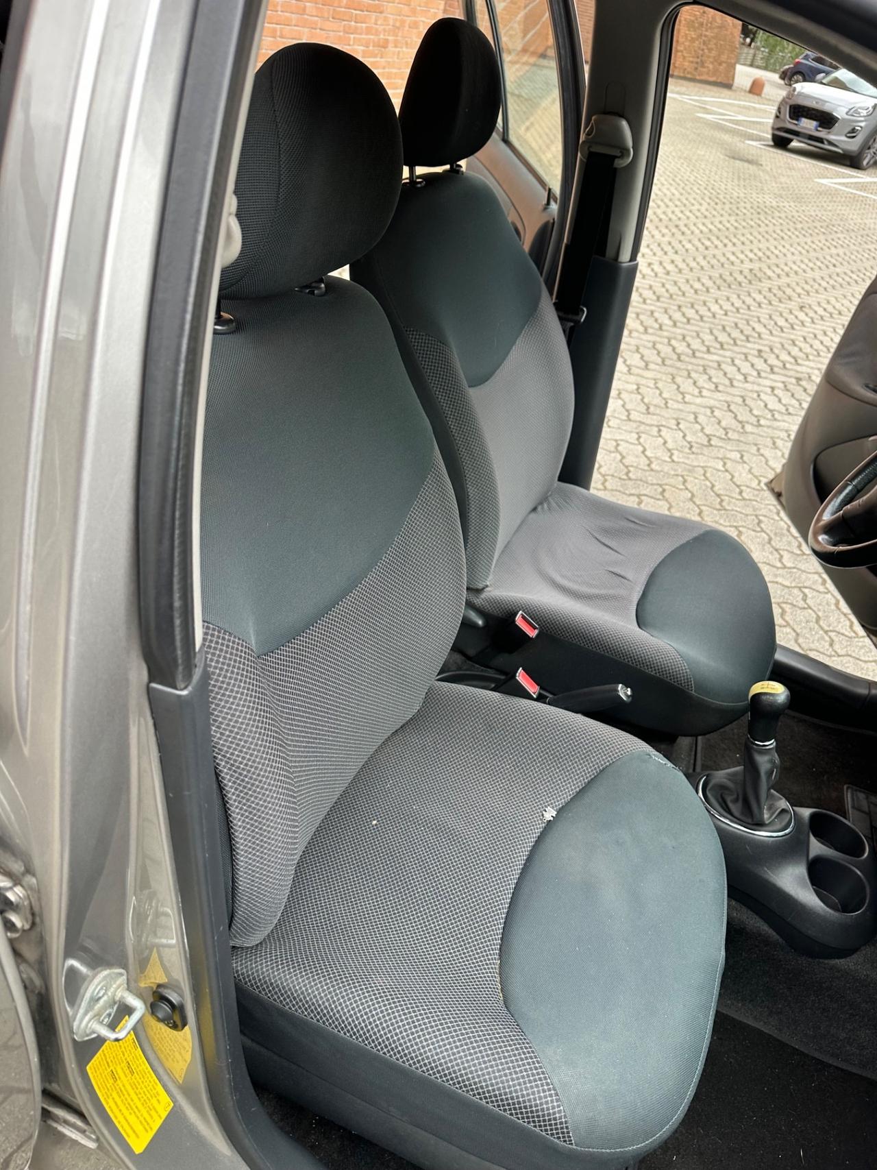 Toyota Yaris 1.0i 16V cat 5 porte Expo Clima