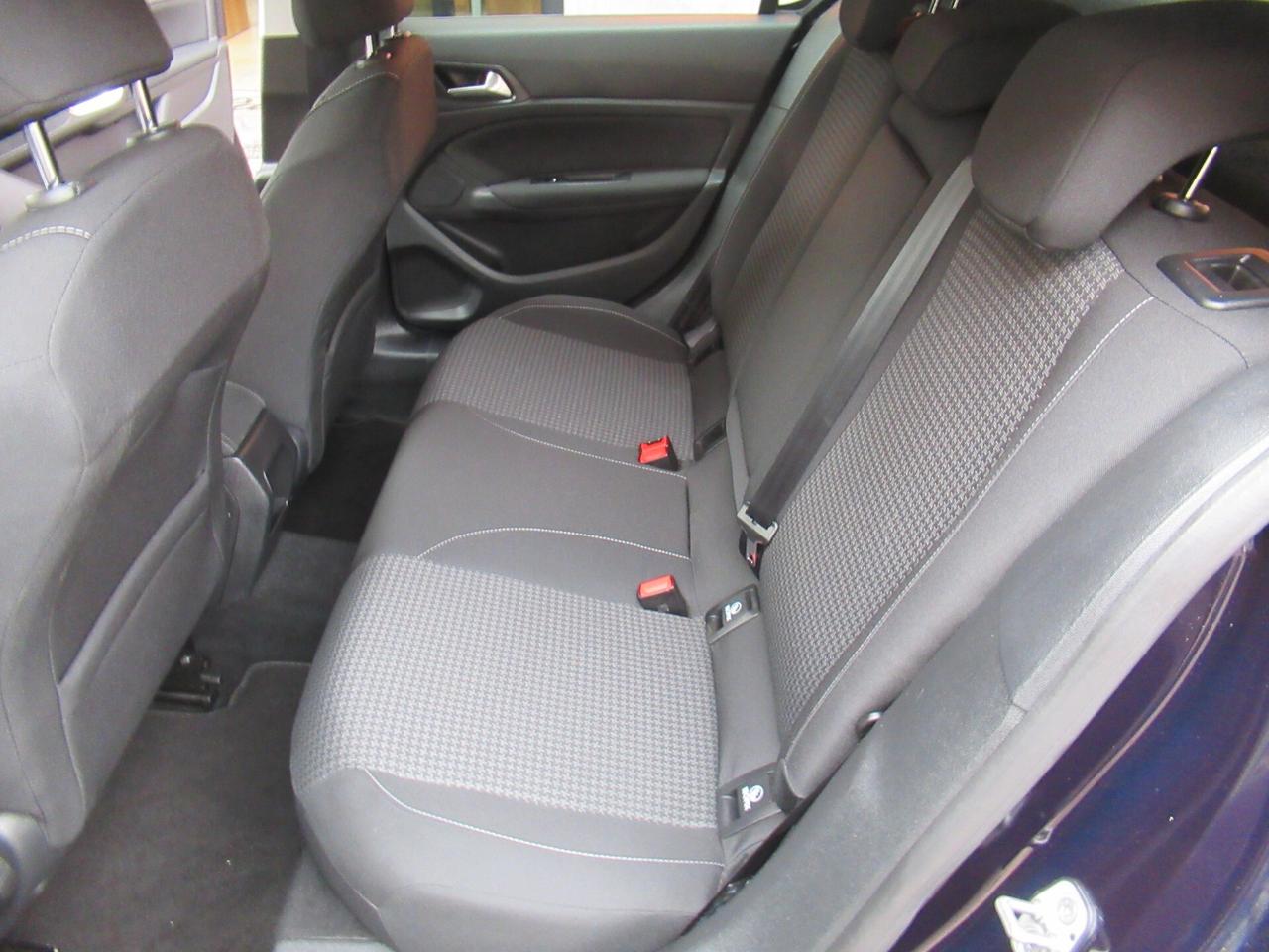 Peugeot 308 BlueHDi 130 S&S Business